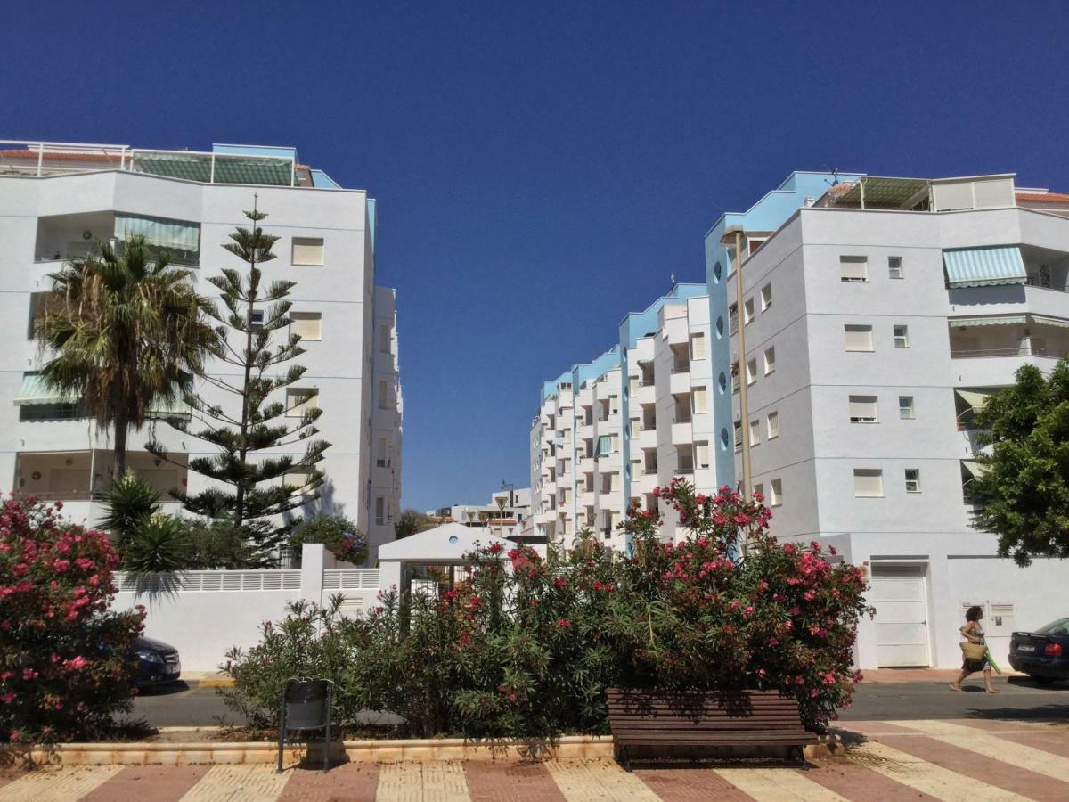 ロケタス・デ・マルLa Perla Azul Playa - Terraza Al Solアパートメント エクステリア 写真